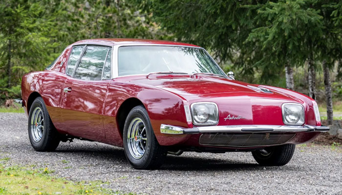 Studebaker Avanti