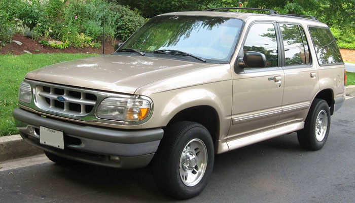 2000 Ford Explorer