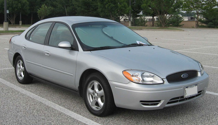 2000 Ford Taurus